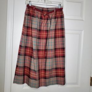 Madison Size 12 Plaid Skirt With Belt